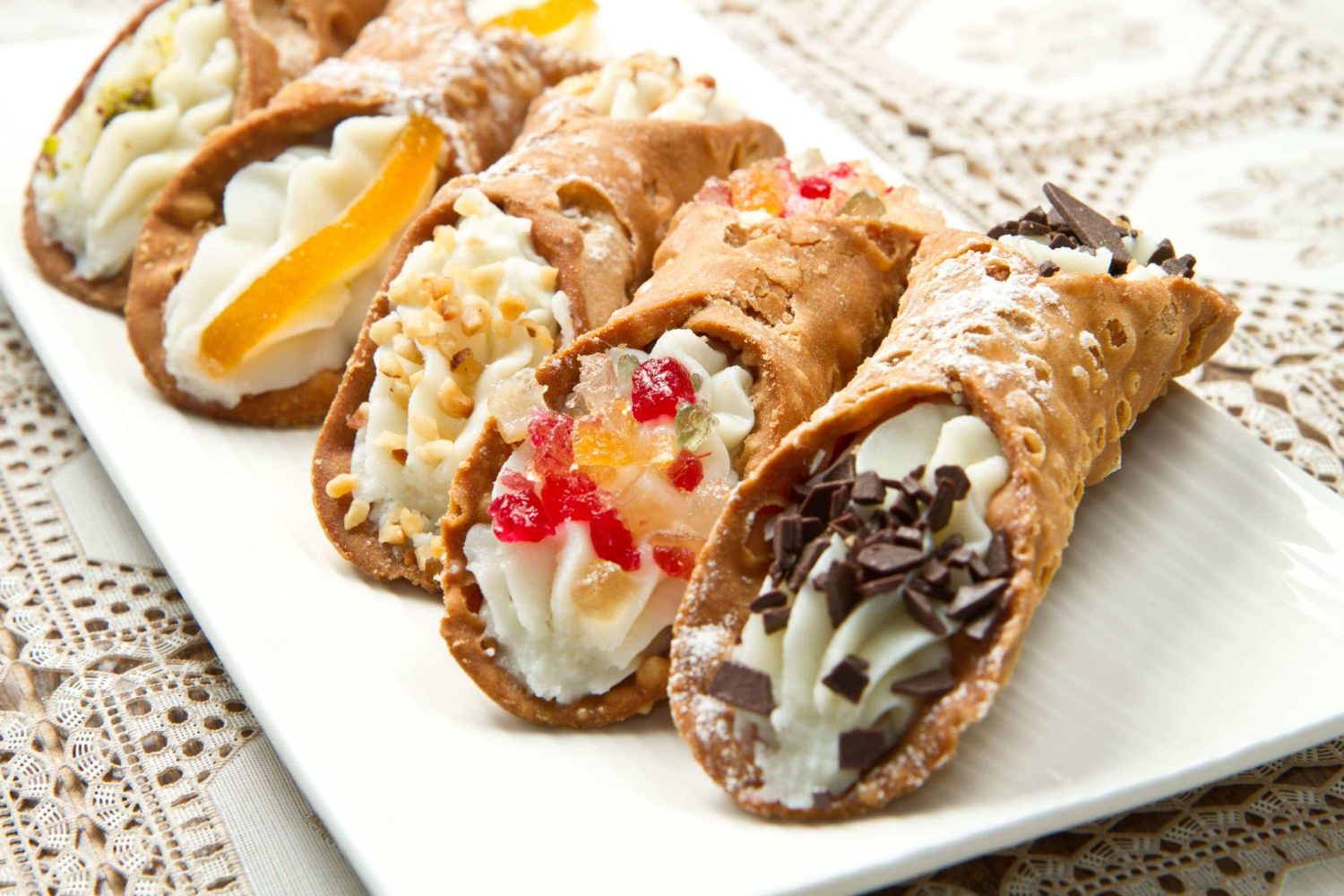 cannoli-siciliani-mangotour